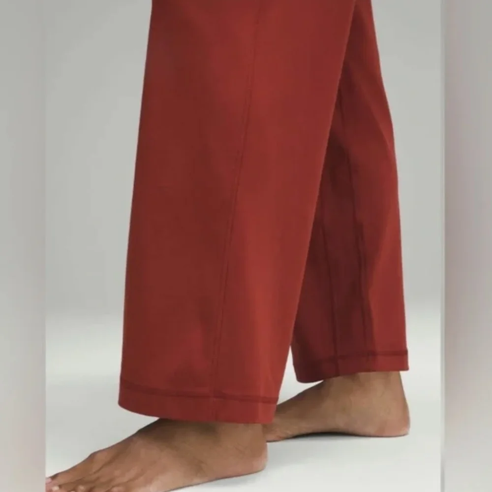 Lululemon Align Wide-Leg High-Rise 31" Inseam Pants in Terracotta - Size 6 - Picture 3 of 16